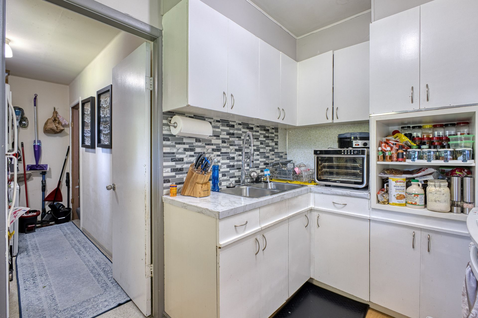 mach16 at 914 Macintosh Street, Harbour Chines, Coquitlam