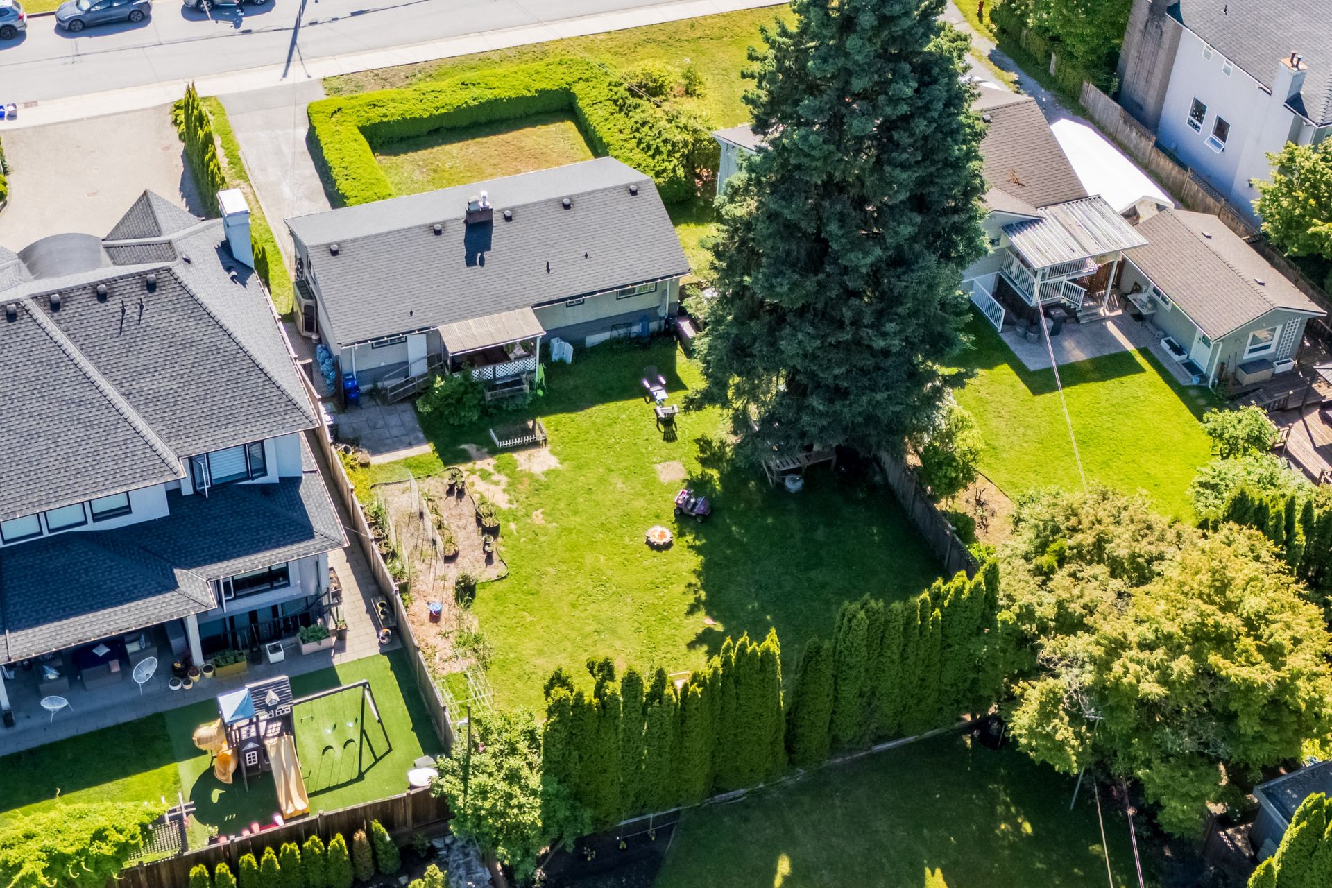 mach44 at 914 Macintosh Street, Harbour Chines, Coquitlam