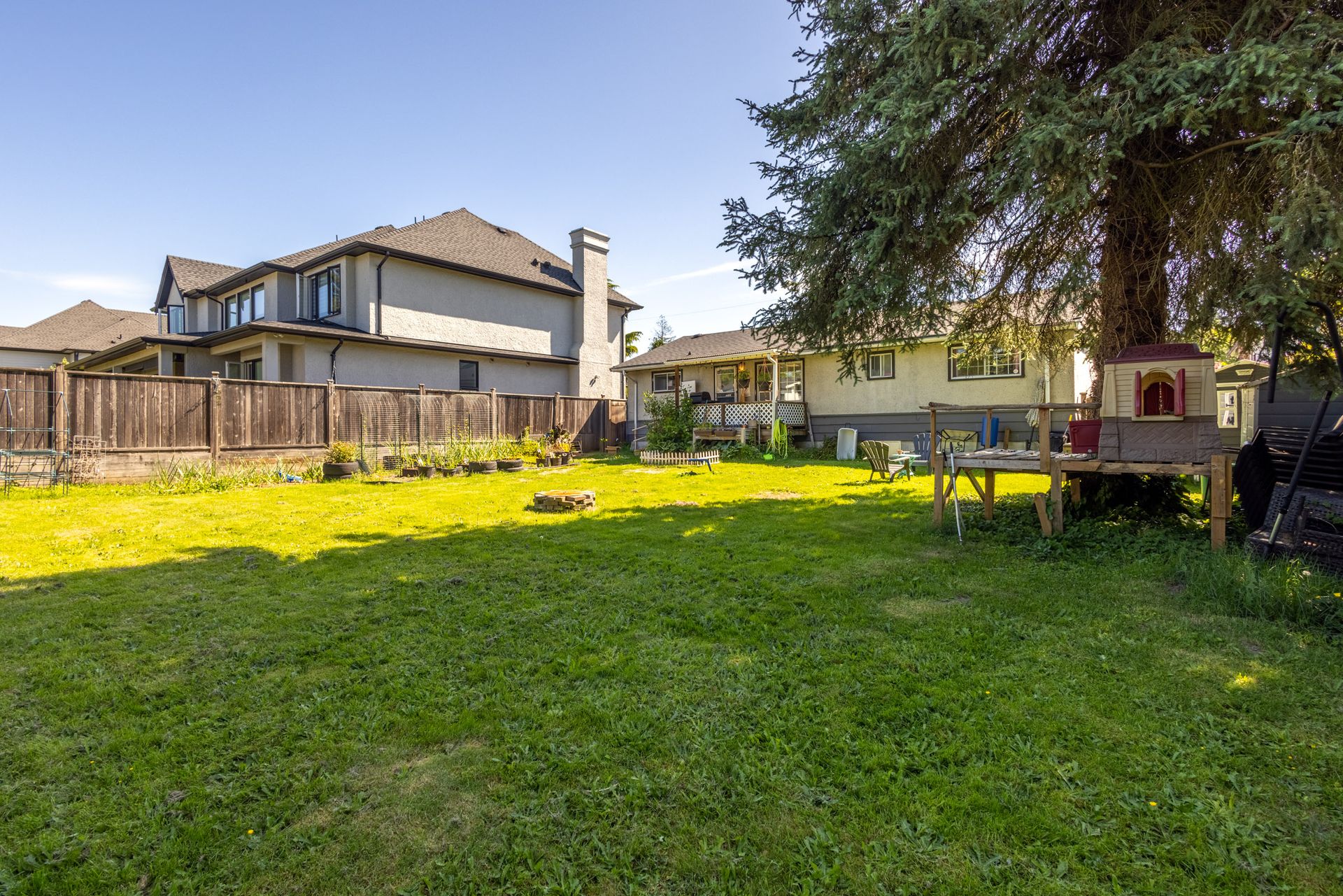 mach7 at 914 Macintosh Street, Harbour Chines, Coquitlam