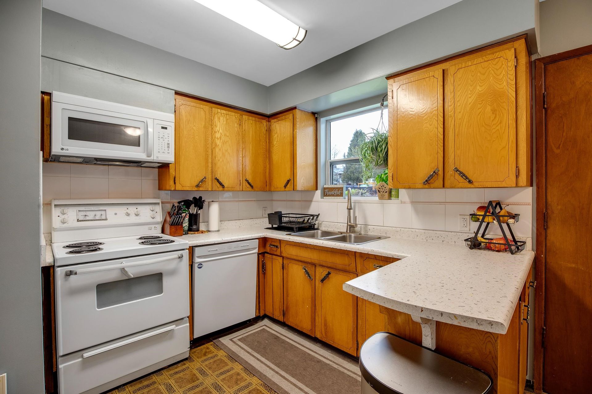 2358-kensington-avenue-parkcrest-burnaby-north-10 at 2358 Kensington Avenue, Parkcrest, Burnaby North