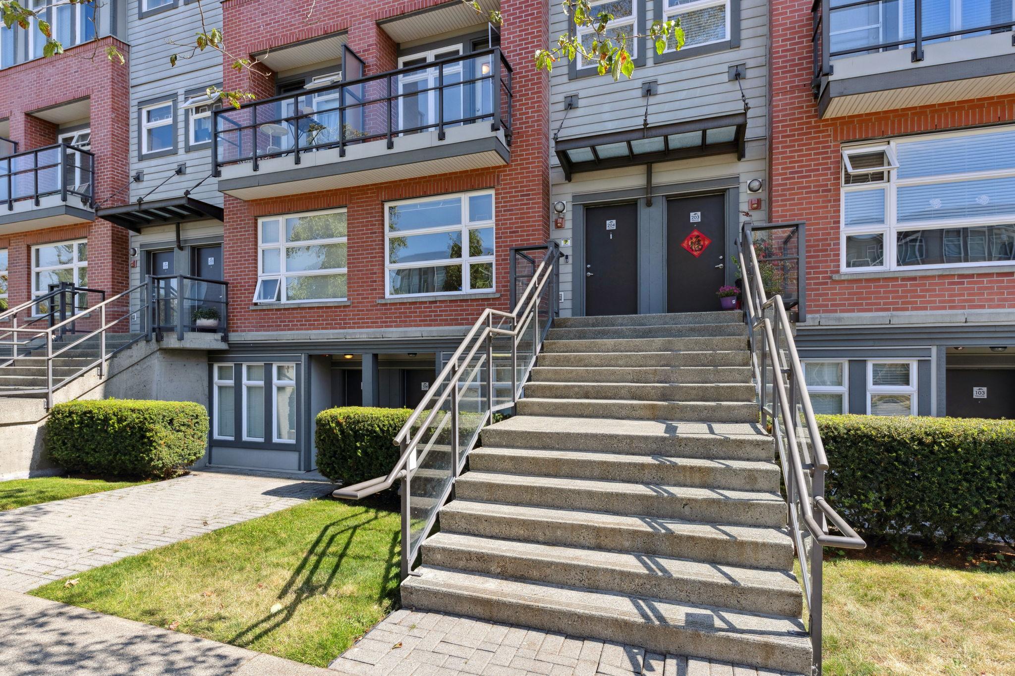 204 - 5632 Kings Road, University VW, Vancouver West 