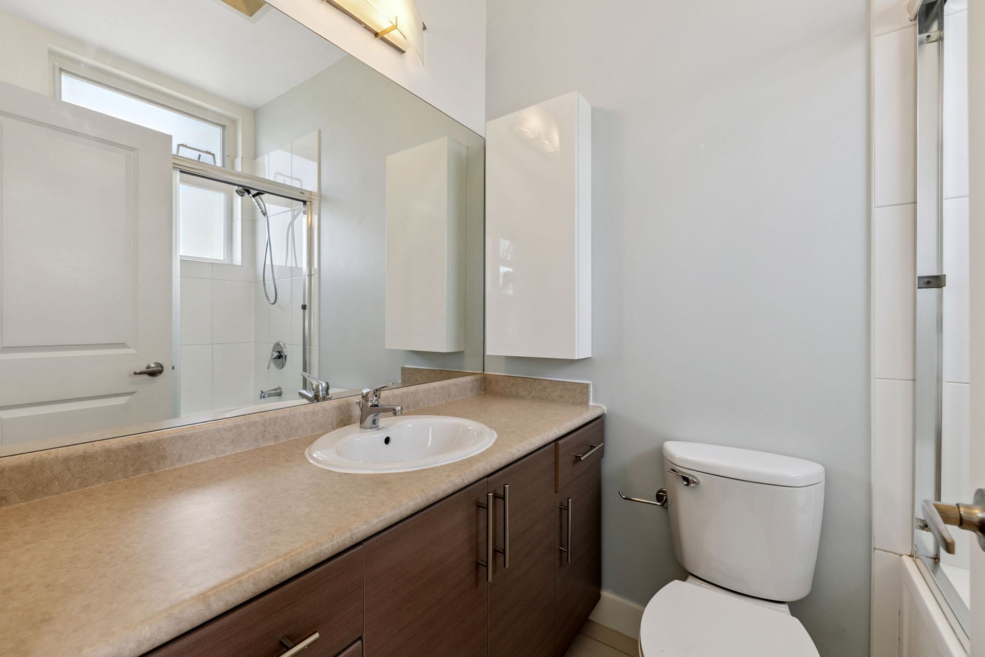 31-web-or-mls-031 at 204 - 5632 Kings Road, University VW, Vancouver West