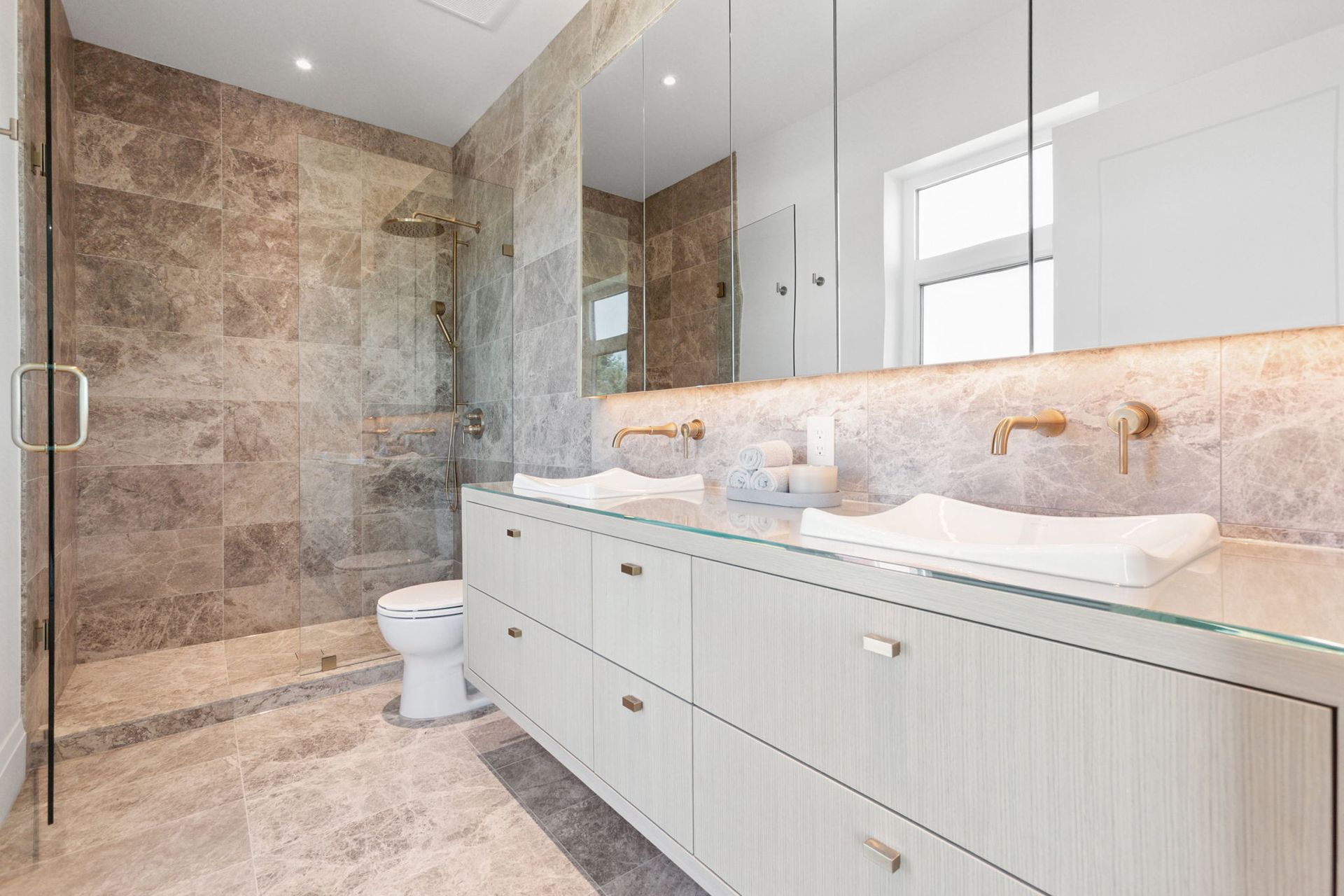 18-web-or-mls-018 at 2 - 1243 E 27th Avenue, Knight, Vancouver East