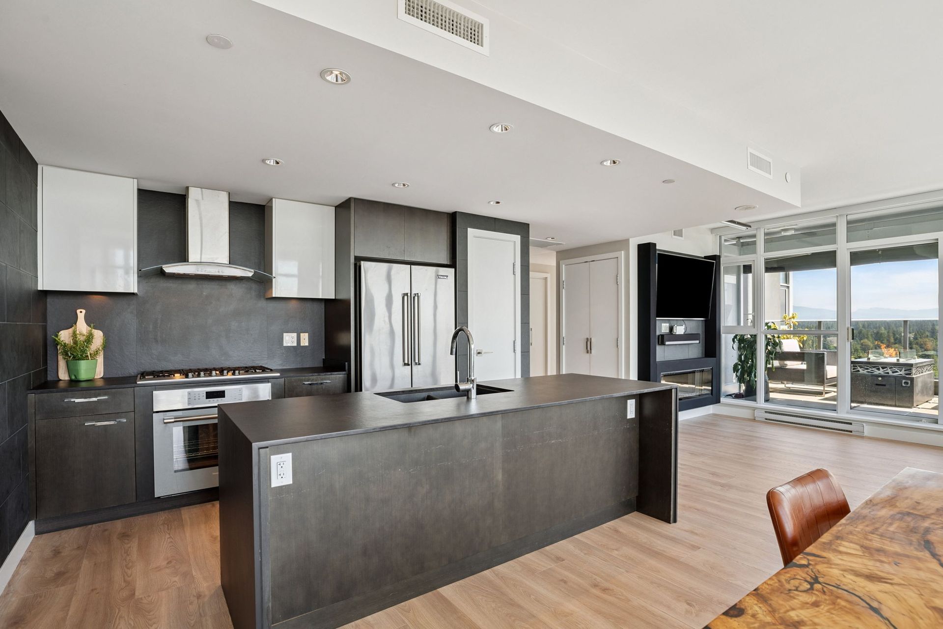 15-web-or-mls-015 at 1905 - 958 Ridgeway Avenue, Central Coquitlam, Coquitlam