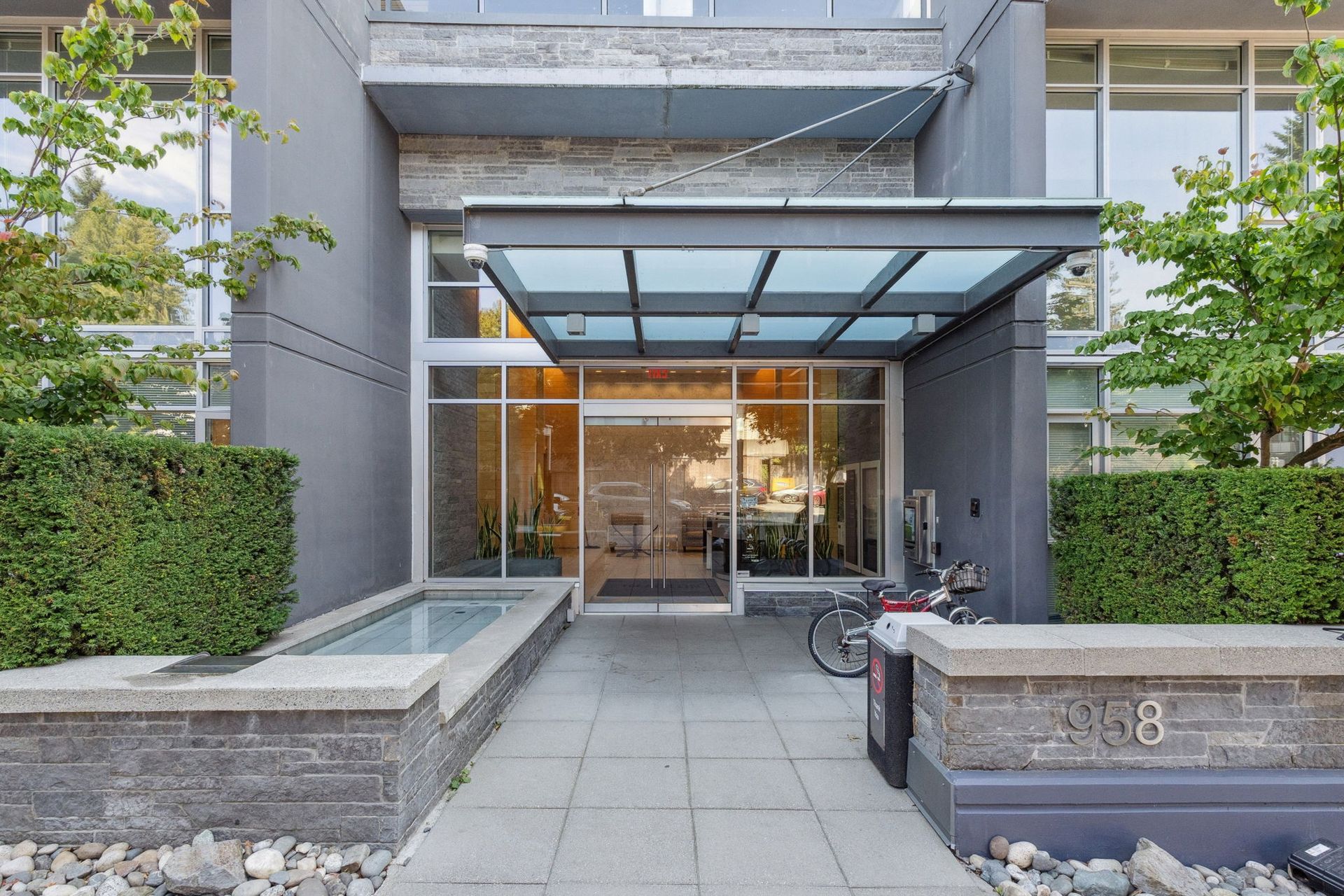 3-web-or-mls-003 at 1905 - 958 Ridgeway Avenue, Central Coquitlam, Coquitlam