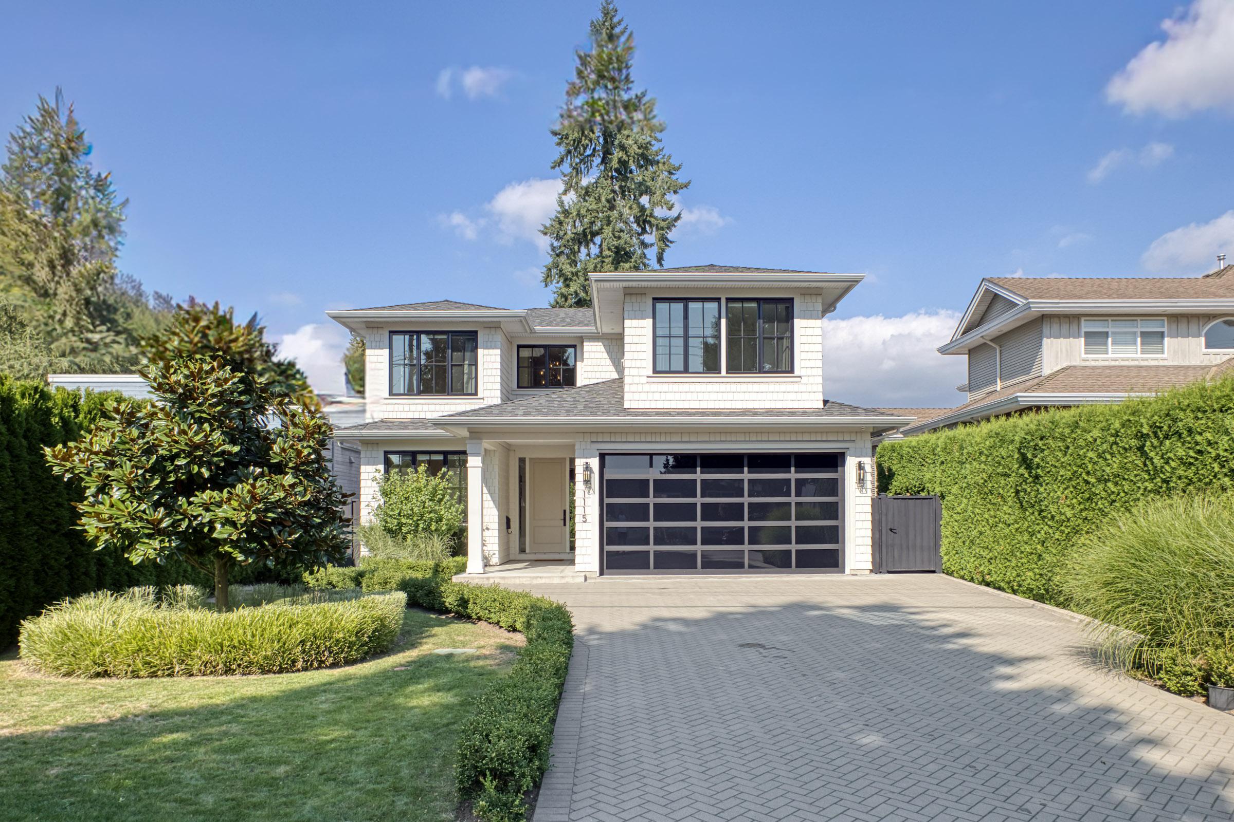 1115 Cottonwood Avenue, Central Coquitlam, Coquitlam  by Anthony Tomlenovich - Personal Real Estate Corporation 1115 Cottonwood Avenue, Central Coquitlam, Coquitlam