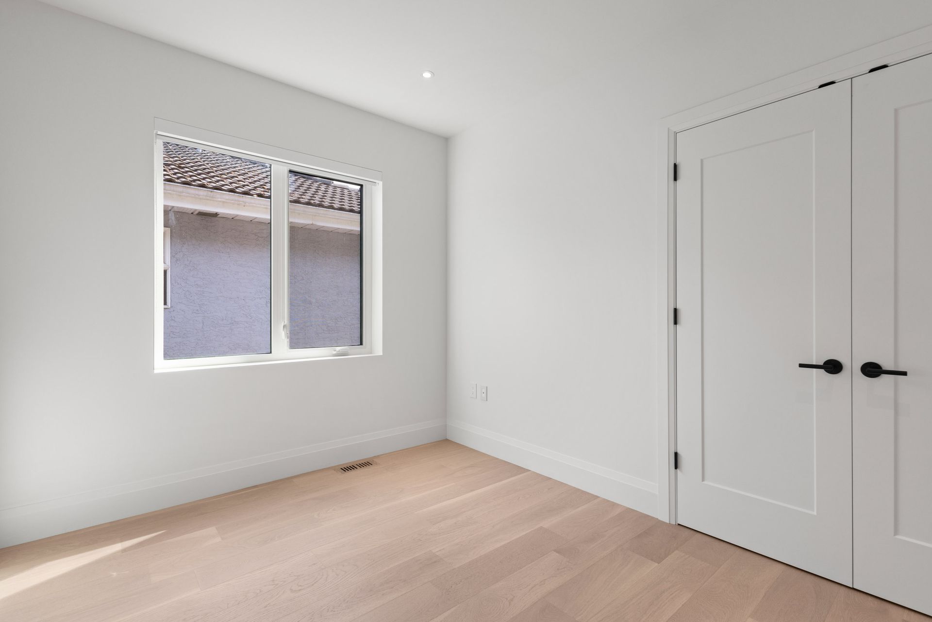 15 at 1 - 1243 E 27th Avenue, Knight, Vancouver East