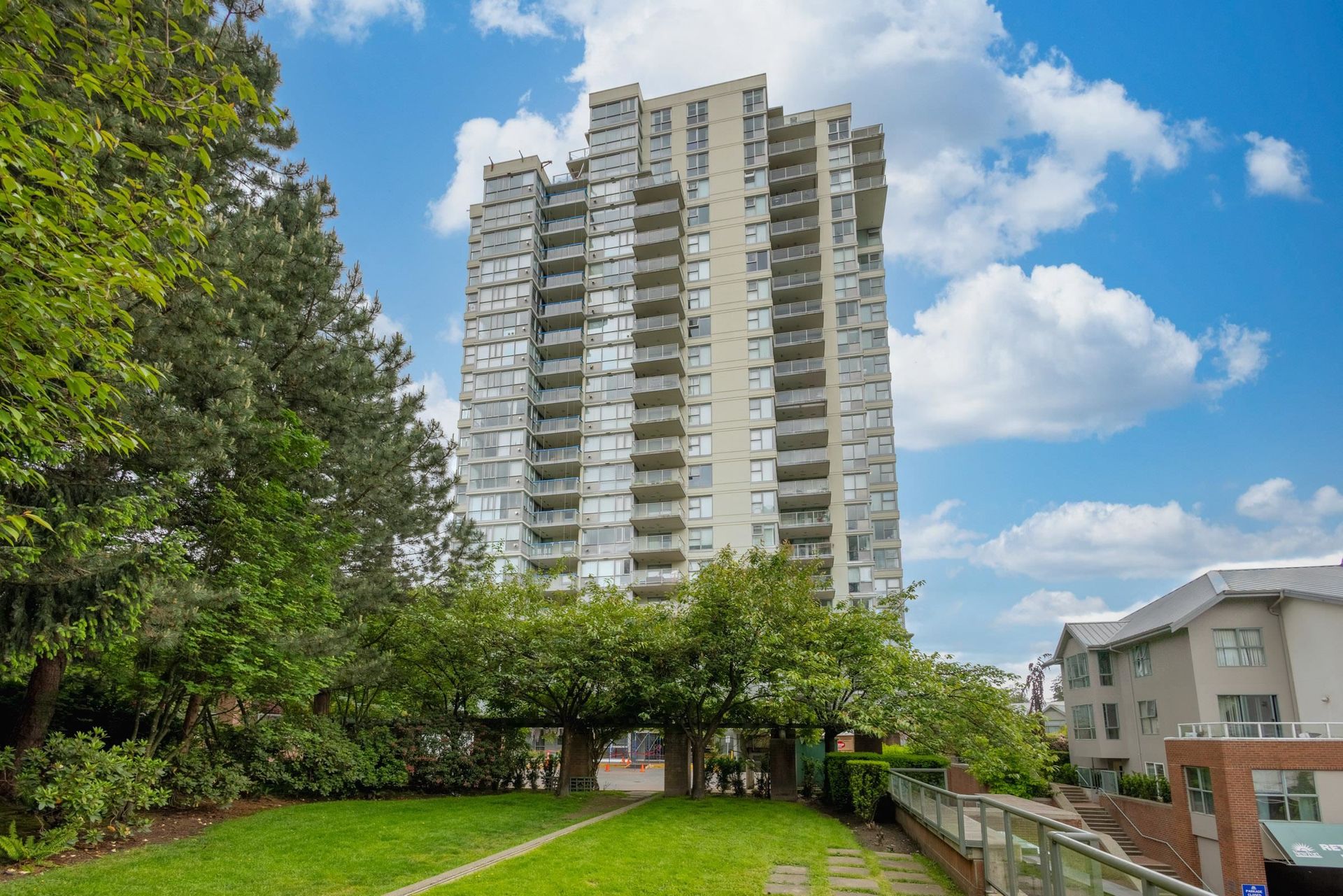 235-guildford-way-north-shore-pt-moody-port-moody-25 at 903 - 235 Guildford Way, North Shore Pt Moody, Port Moody