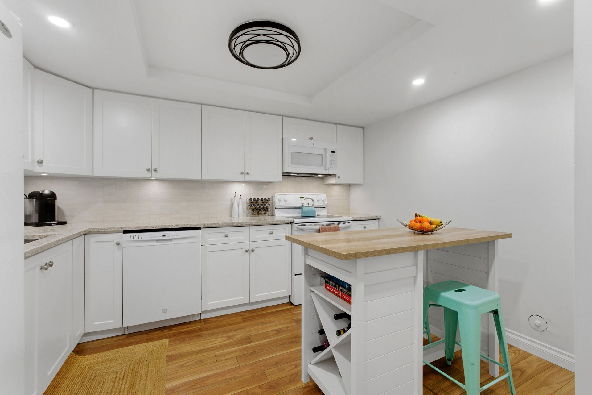 falcon10 at 102 - 1176 Falcon Drive, Eagle Ridge CQ, Coquitlam