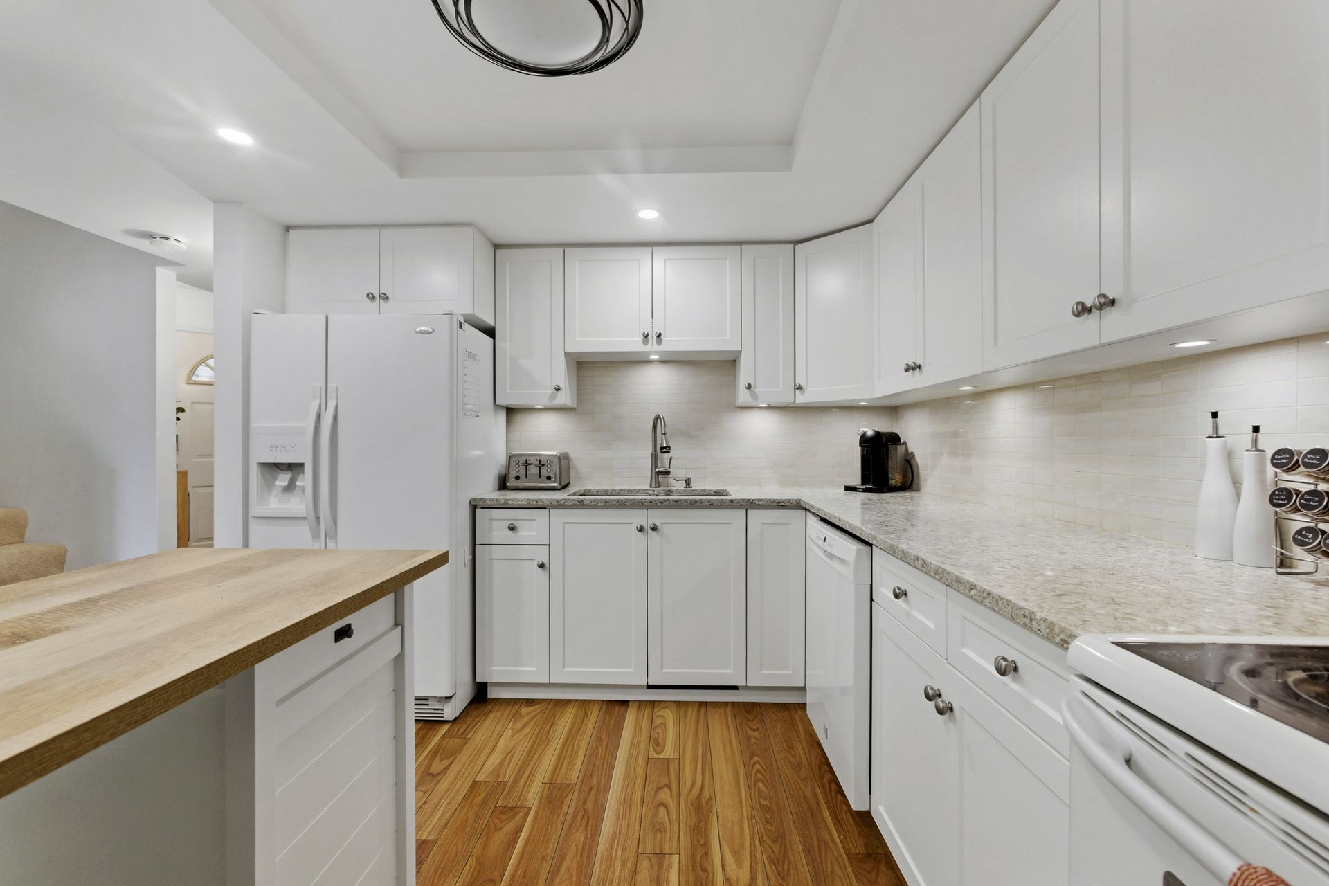 falcon11 at 102 - 1176 Falcon Drive, Eagle Ridge CQ, Coquitlam