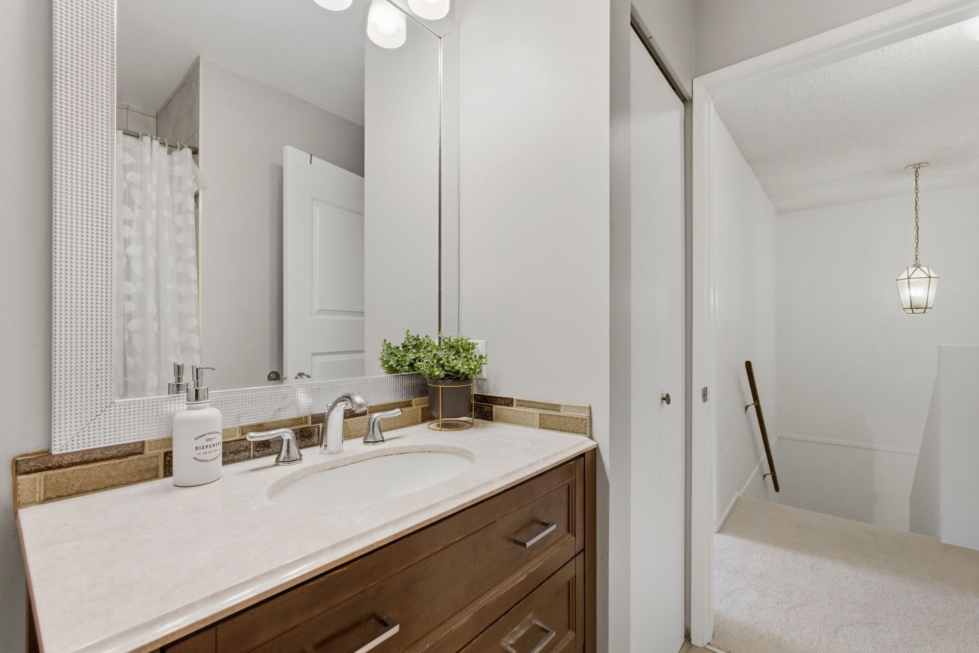 falcon19 at 102 - 1176 Falcon Drive, Eagle Ridge CQ, Coquitlam