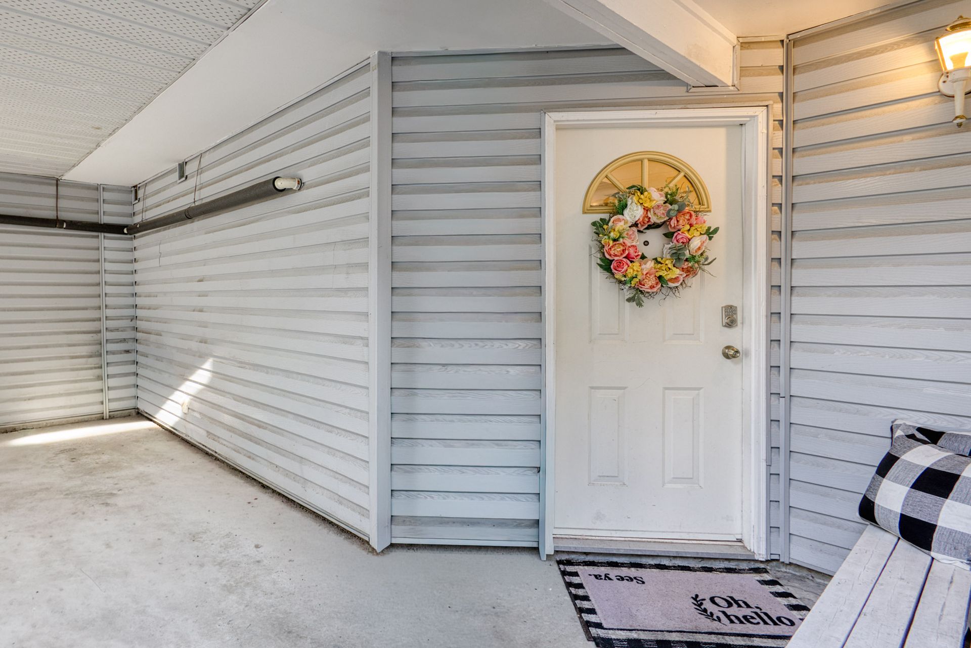 falcon24 at 102 - 1176 Falcon Drive, Eagle Ridge CQ, Coquitlam