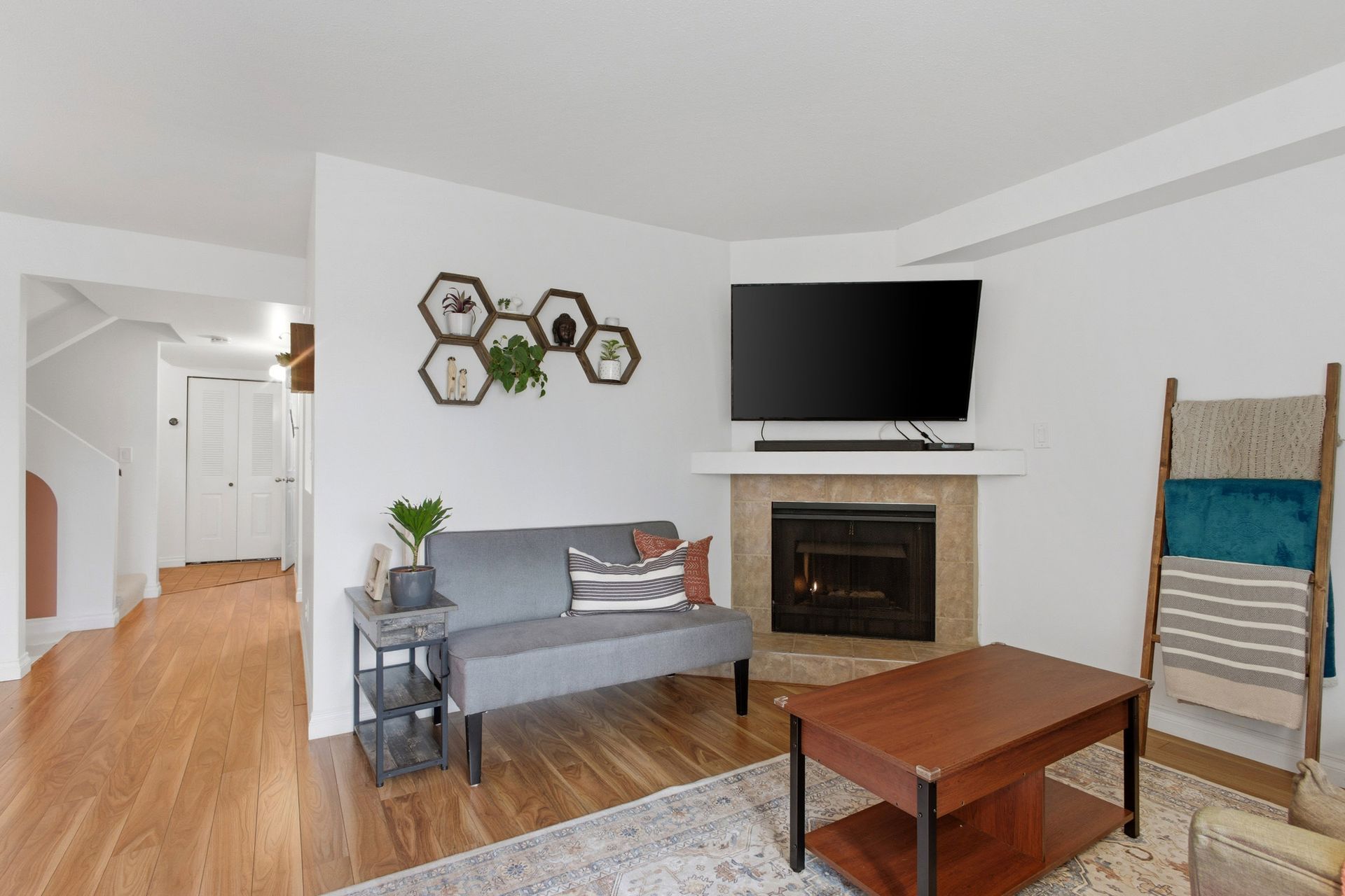 falcon6 at 102 - 1176 Falcon Drive, Eagle Ridge CQ, Coquitlam