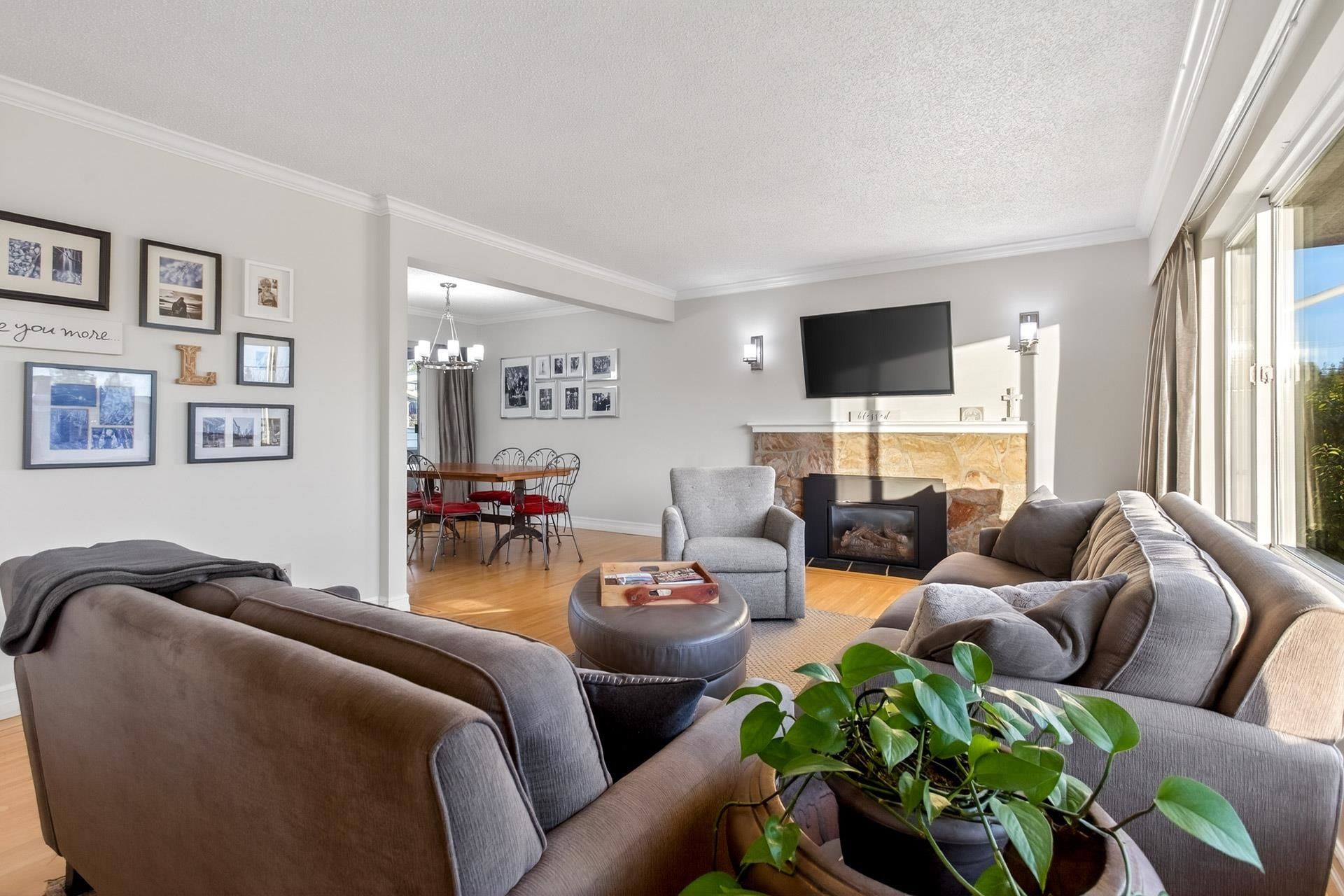 1205-brisbane-avenue-harbour-chines-coquitlam-06 at 1205 Brisbane Avenue, Harbour Chines, Coquitlam