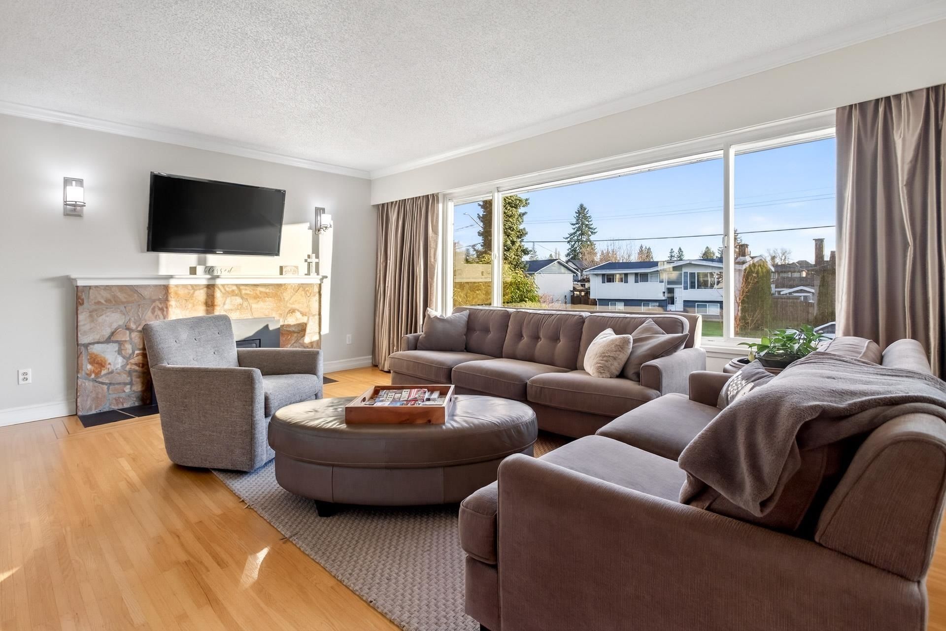 1205-brisbane-avenue-harbour-chines-coquitlam-07 at 1205 Brisbane Avenue, Harbour Chines, Coquitlam