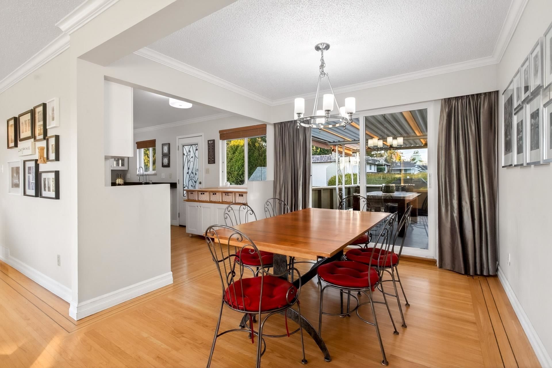 1205-brisbane-avenue-harbour-chines-coquitlam-11 at 1205 Brisbane Avenue, Harbour Chines, Coquitlam