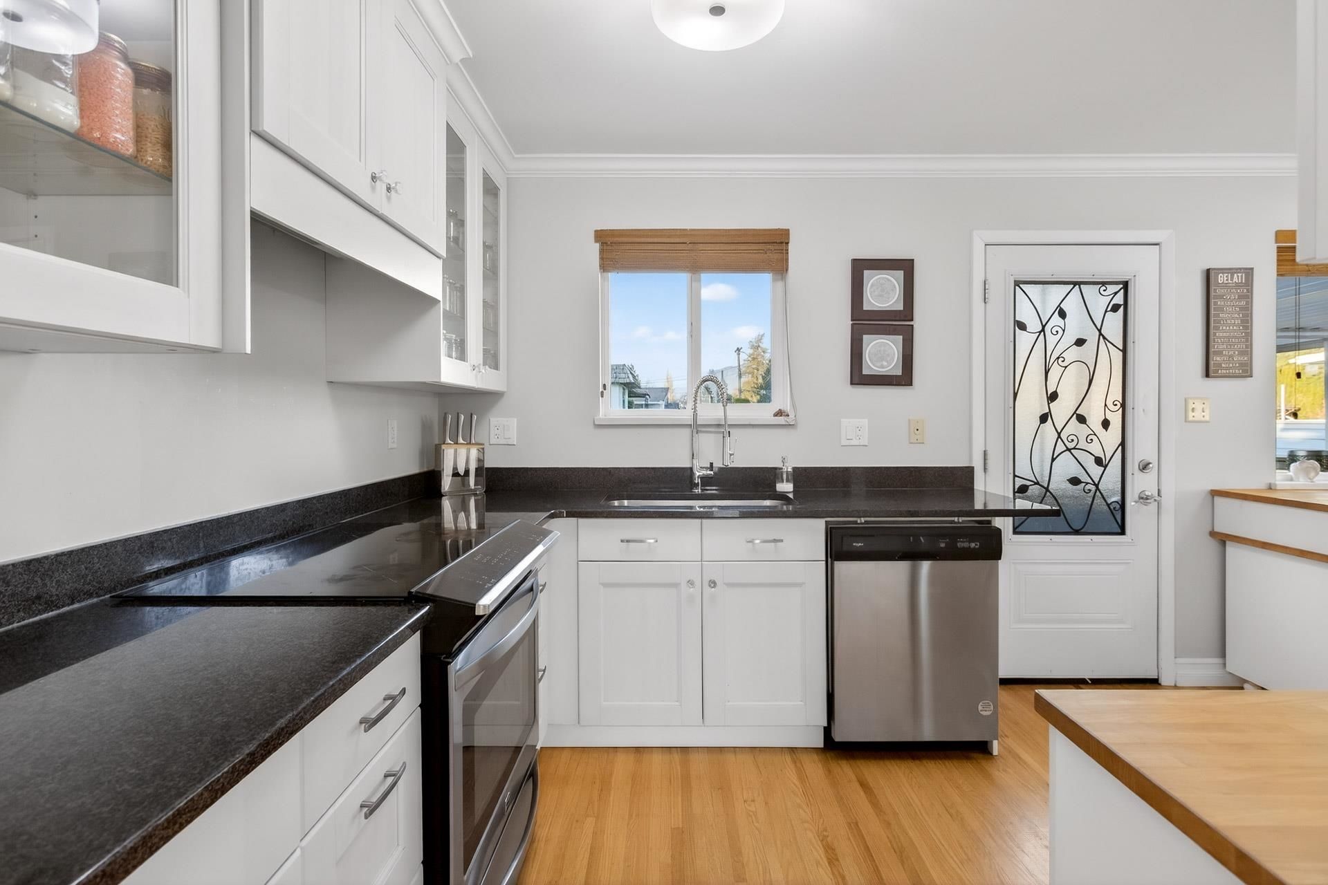 1205-brisbane-avenue-harbour-chines-coquitlam-18 at 1205 Brisbane Avenue, Harbour Chines, Coquitlam