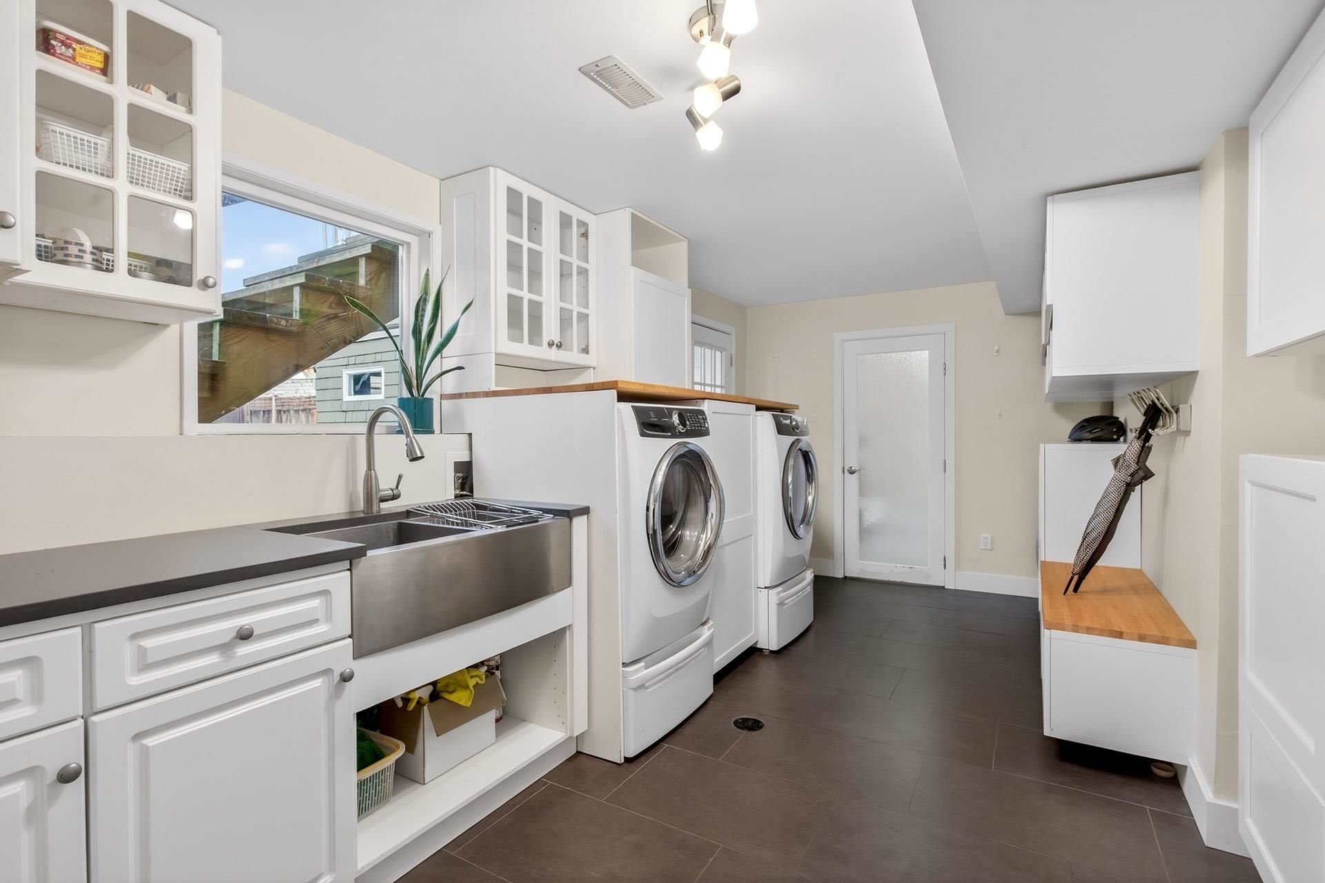 1205-brisbane-avenue-harbour-chines-coquitlam-32 at 1205 Brisbane Avenue, Harbour Chines, Coquitlam