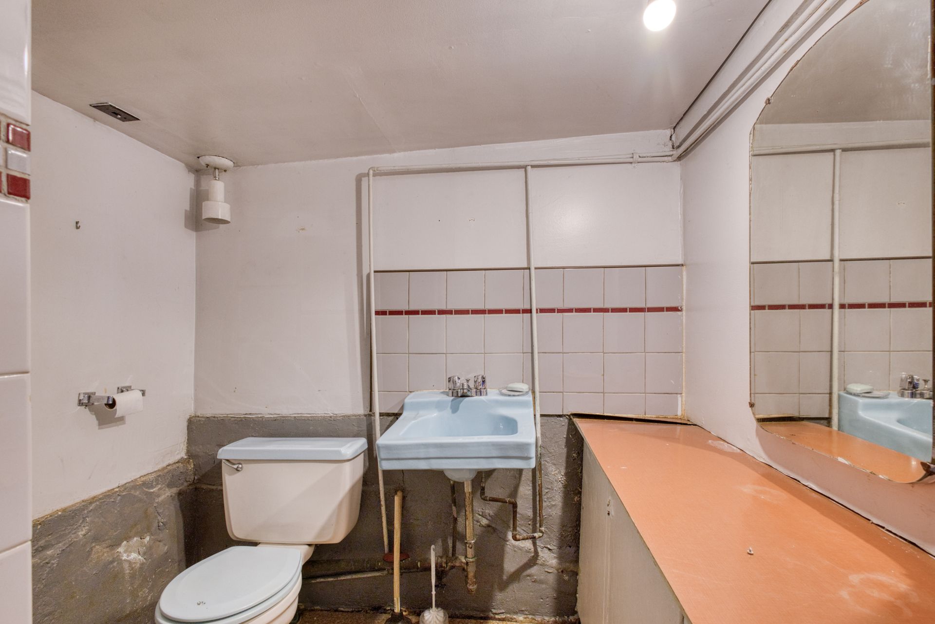 20 at 1111 Cartier Avenue, Maillardville, Coquitlam