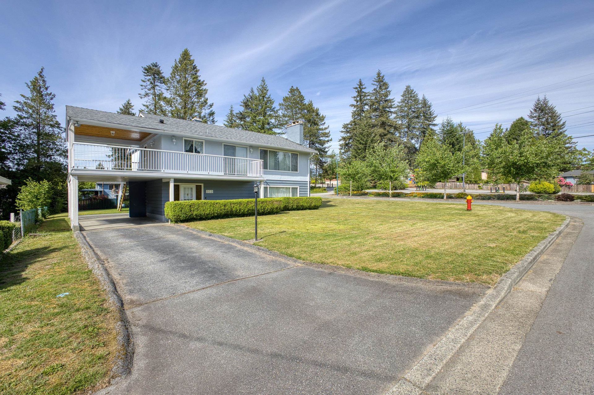 929-grover-avenue-coquitlam-west-coquitlam-02 at 929 Grover Avenue, Coquitlam West, Coquitlam