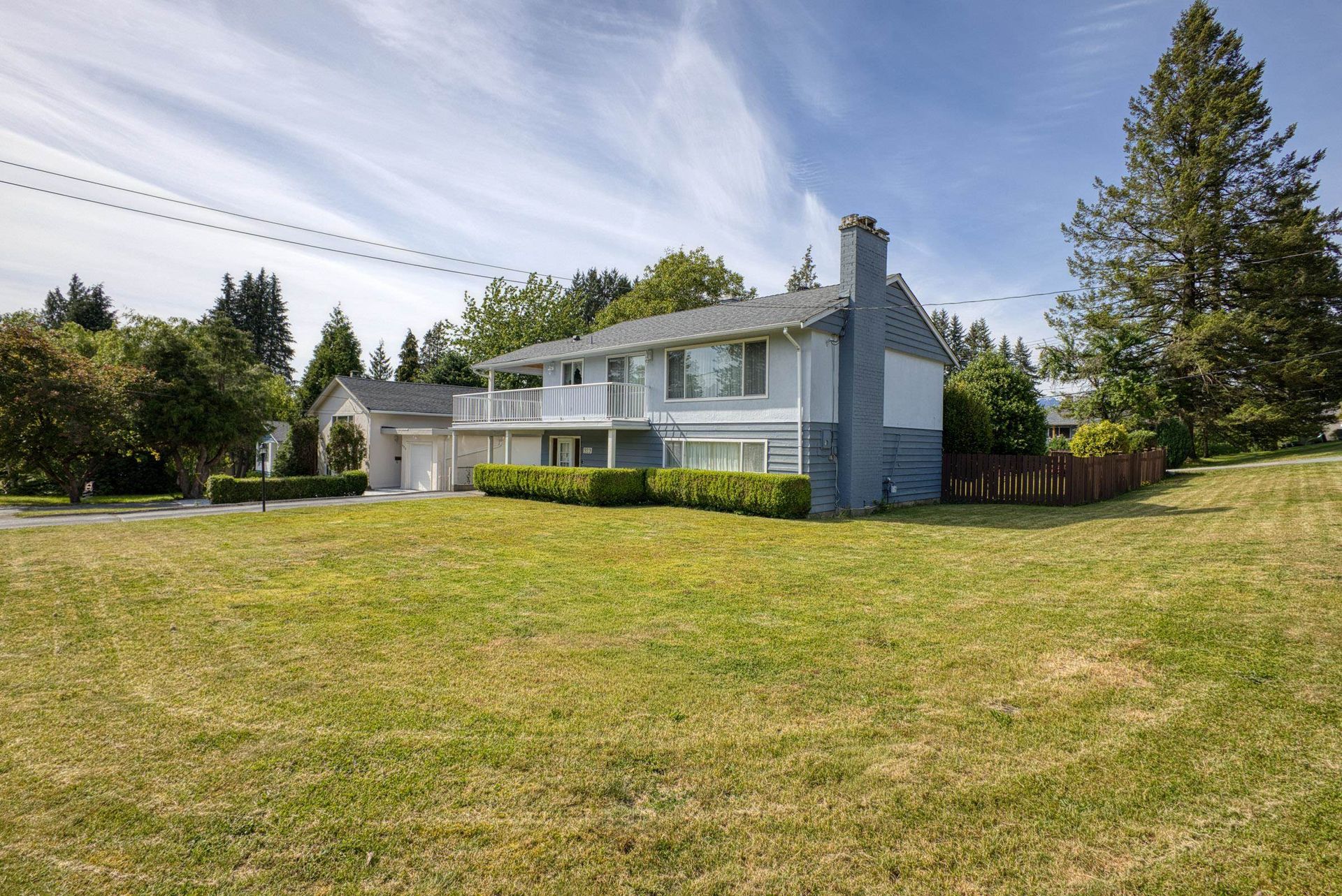 929-grover-avenue-coquitlam-west-coquitlam-03 at 929 Grover Avenue, Coquitlam West, Coquitlam