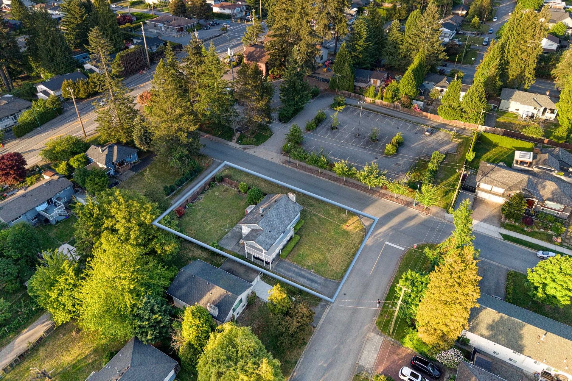 929-grover-avenue-coquitlam-west-coquitlam-08 at 929 Grover Avenue, Coquitlam West, Coquitlam