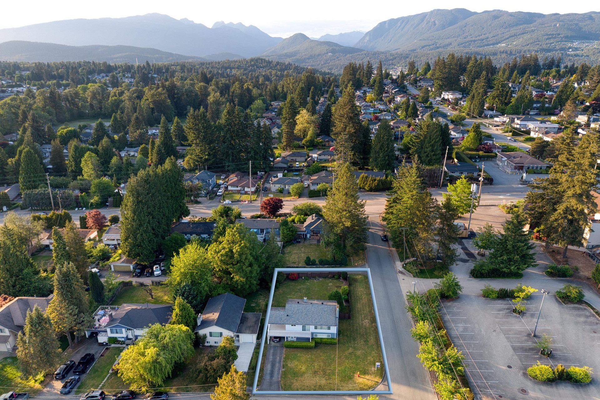 929-grover-avenue-coquitlam-west-coquitlam-09 at 929 Grover Avenue, Coquitlam West, Coquitlam