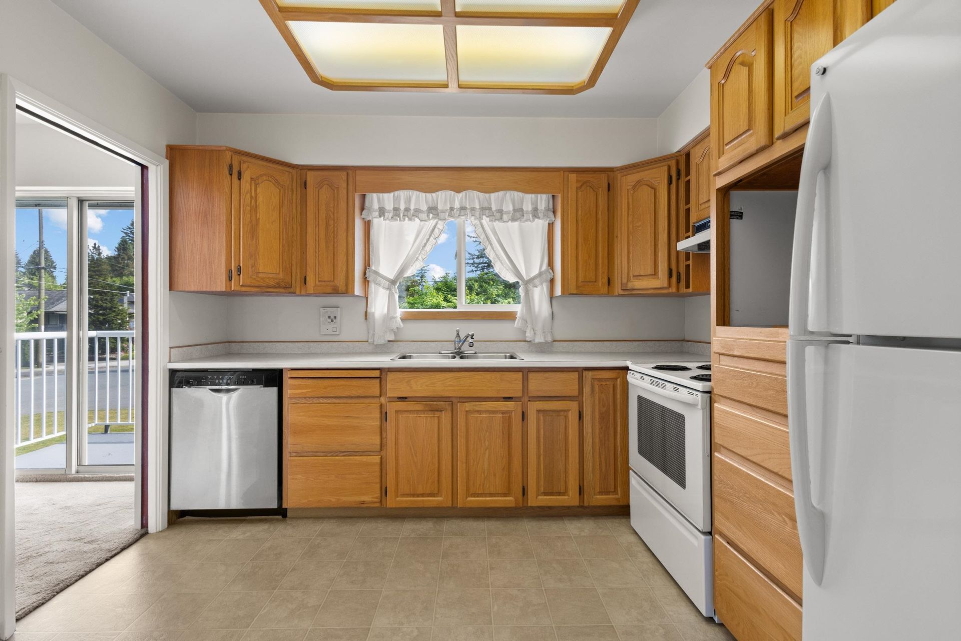 929-grover-avenue-coquitlam-west-coquitlam-16 at 929 Grover Avenue, Coquitlam West, Coquitlam