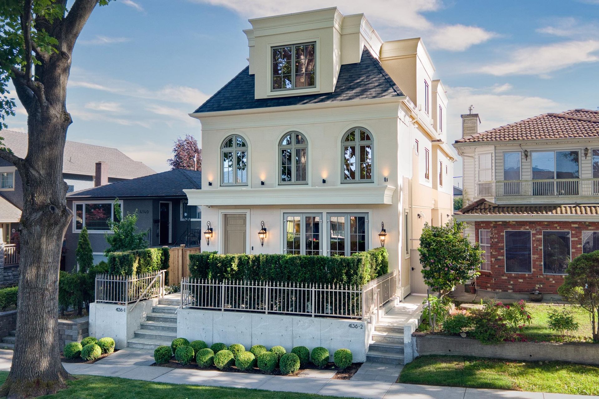 2 - 4136 Cambridge Street, Vancouver Heights, Burnaby North 