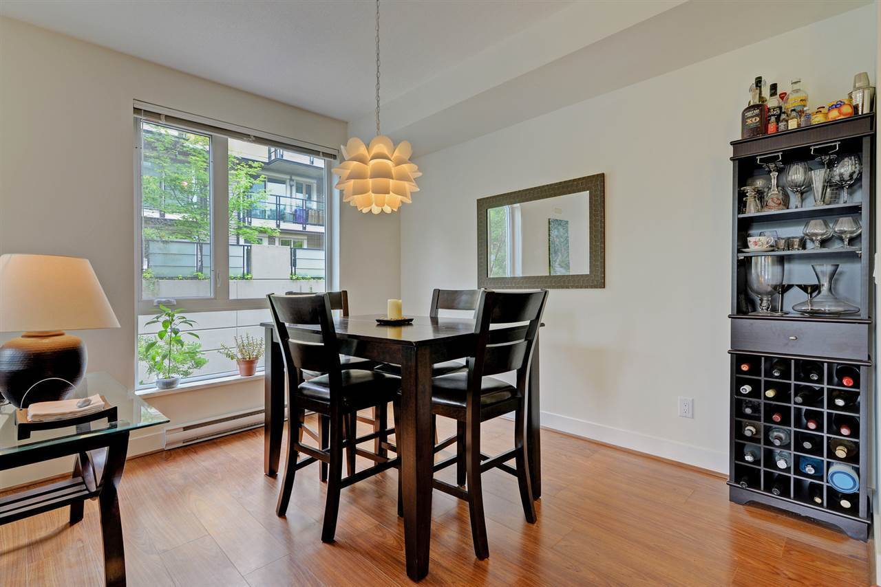 735-w-15th-street-hamilton-north-vancouver-05