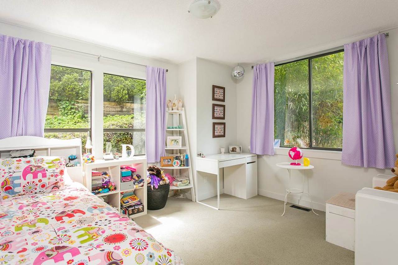 6810-hycroft-road-whytecliff-west-vancouver-12