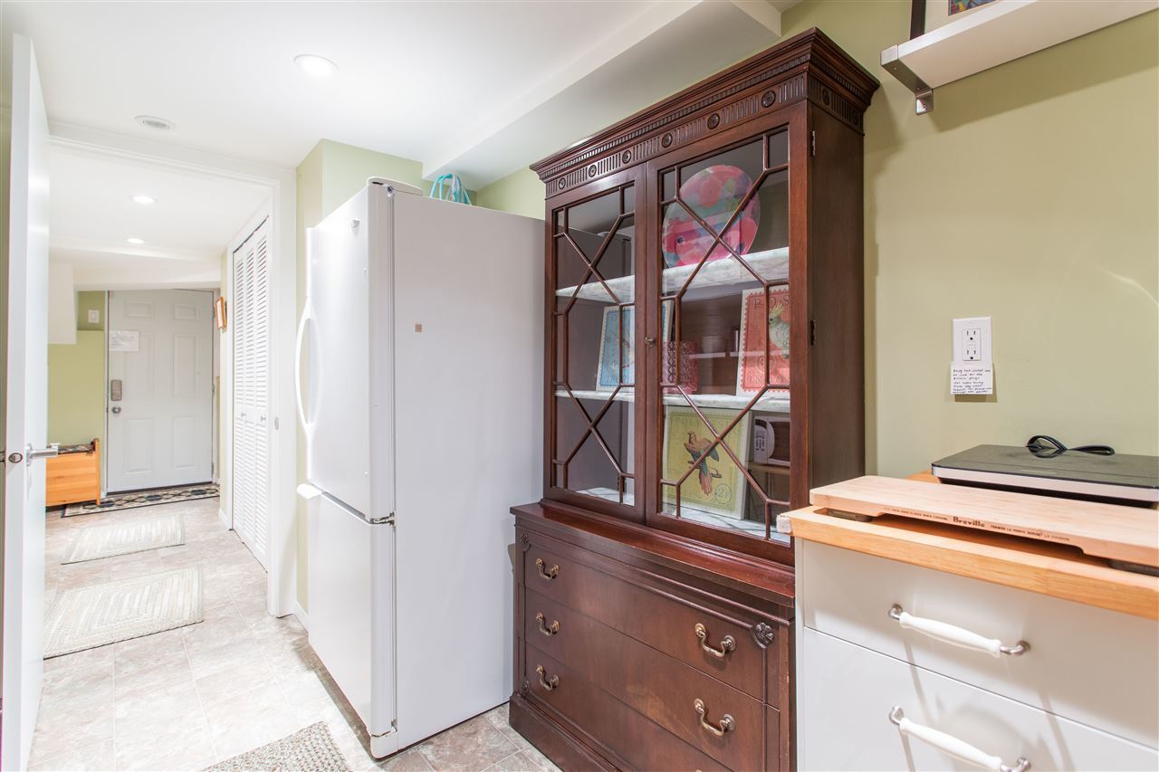 6495-wellington-avenue-horseshoe-bay-wv-west-vancouver-24