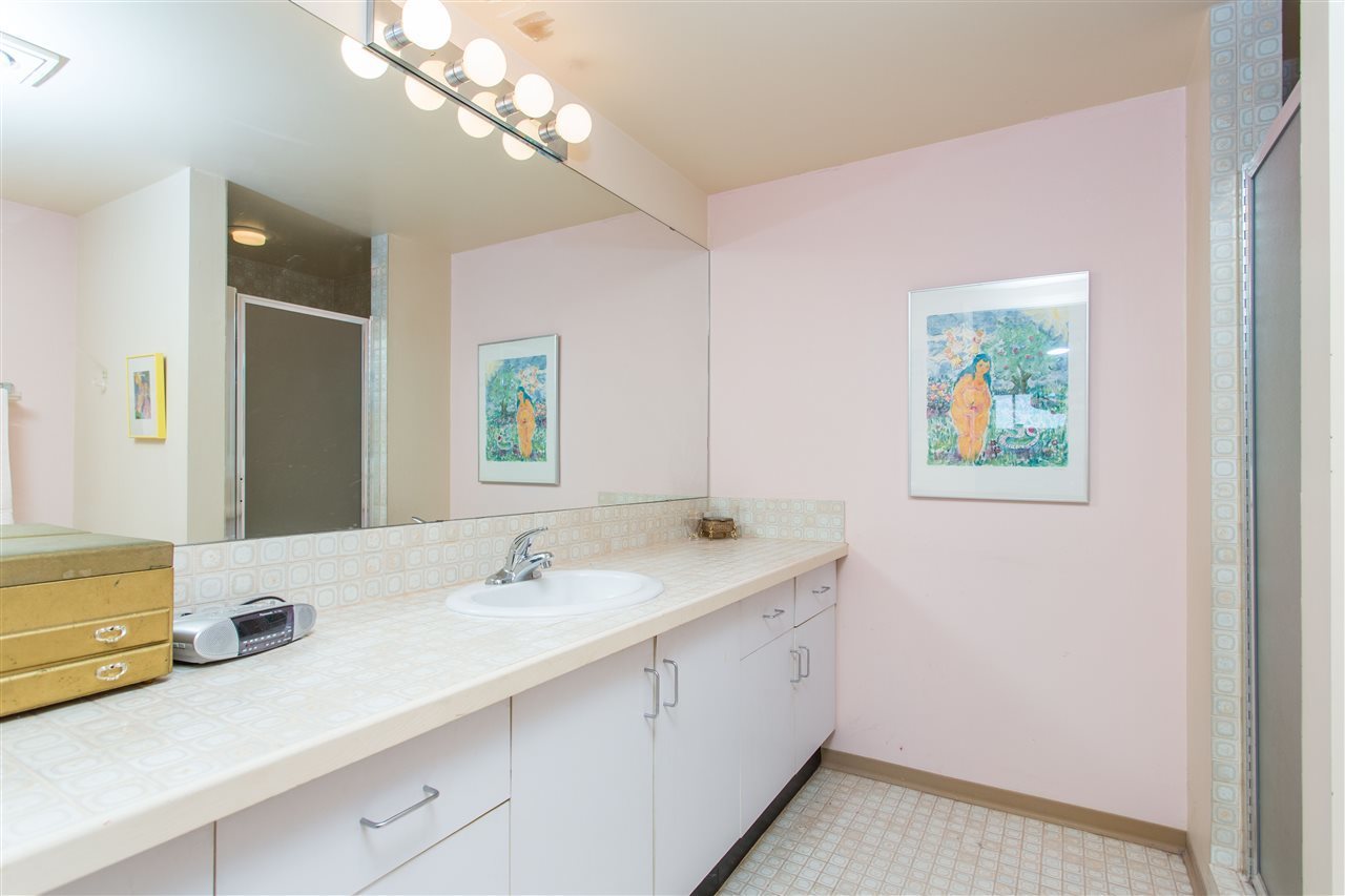 2250-folkestone-way-panorama-village-west-vancouver-28