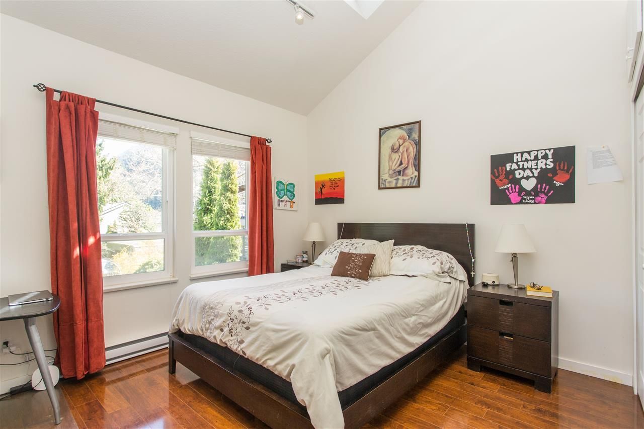 6429-douglas-street-horseshoe-bay-wv-west-vancouver-22