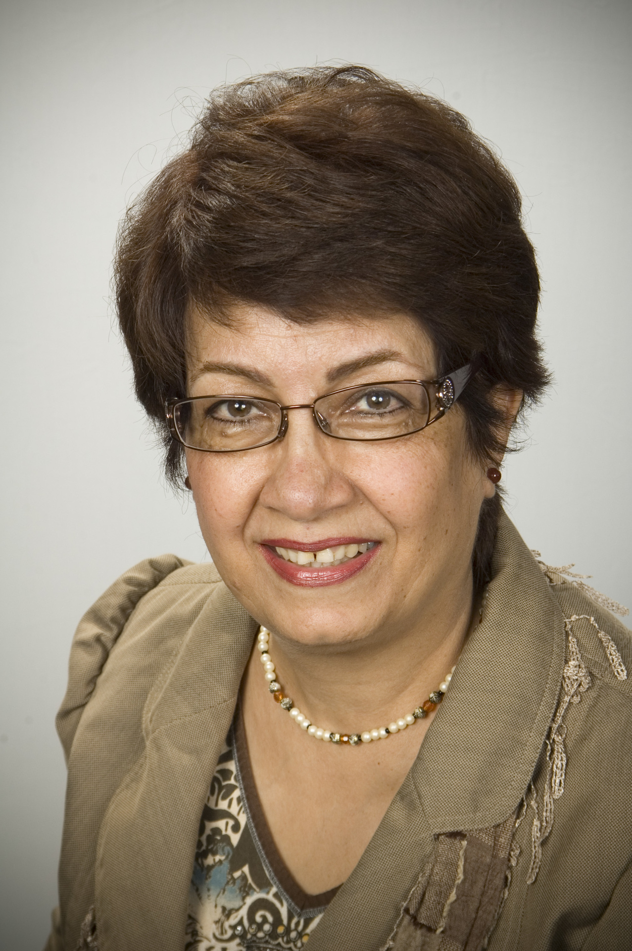 Shahnaz Nik