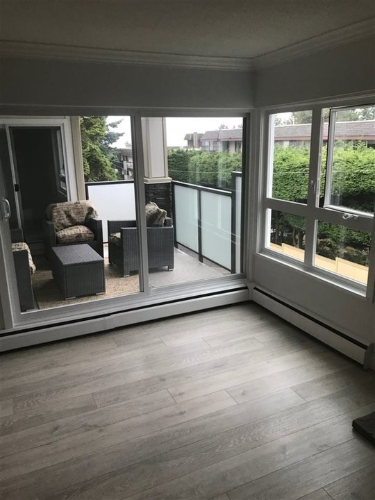 1371-foster-street-white-rock-so