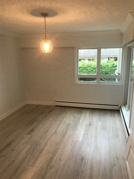 1371-foster-street-white-rock-so