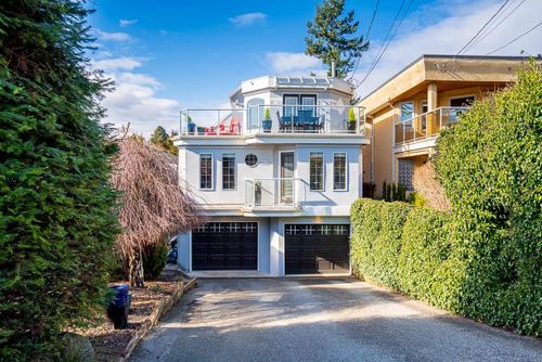 949-kent-street-white-rock-south-surrey-white-rock-01 at 949 Kent Street, White Rock, South Surrey White Rock