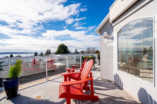 949-kent-street-white-rock-south-surrey-white-rock-17 at 949 Kent Street, White Rock, South Surrey White Rock