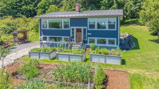 729-dogwood-south-jingle-pot-nanaimo-02 at 729 Dogwood Road, South Jingle Pot, Nanaimo