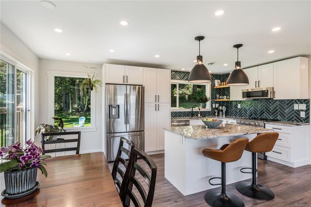 729-dogwood-south-jingle-pot-nanaimo-07 at 729 Dogwood Road, South Jingle Pot, Nanaimo