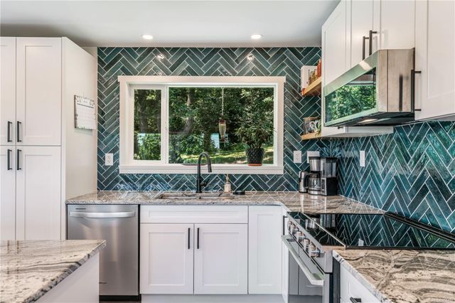 729-dogwood-south-jingle-pot-nanaimo-09 at 729 Dogwood Road, South Jingle Pot, Nanaimo