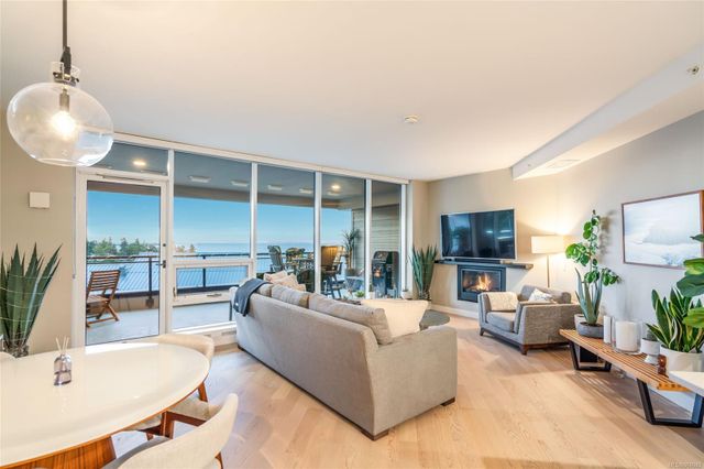 3529-dolphin-nanoose-parksvillequalicum-04 at 402 - 3529 Dolphin Drive, Nanoose, Parksville/Qualicum