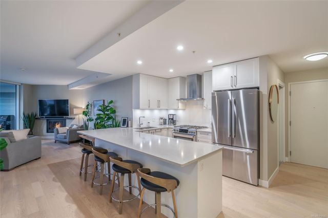 3529-dolphin-nanoose-parksvillequalicum-06 at 402 - 3529 Dolphin Drive, Nanoose, Parksville/Qualicum