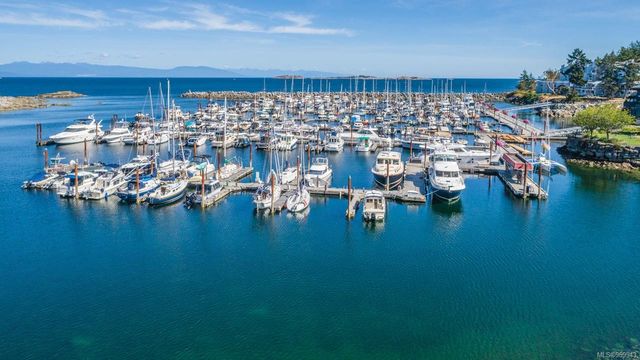 3529-dolphin-nanoose-parksvillequalicum-46 at 402 - 3529 Dolphin Drive, Nanoose, Parksville/Qualicum