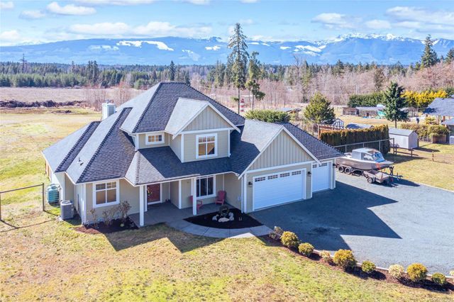 2070-sun-king-erringtoncoombshilliers-parksvillequalicum-06 at 2070 Sun King Road, Errington/Coombs/Hilliers, Parksville/Qualicum