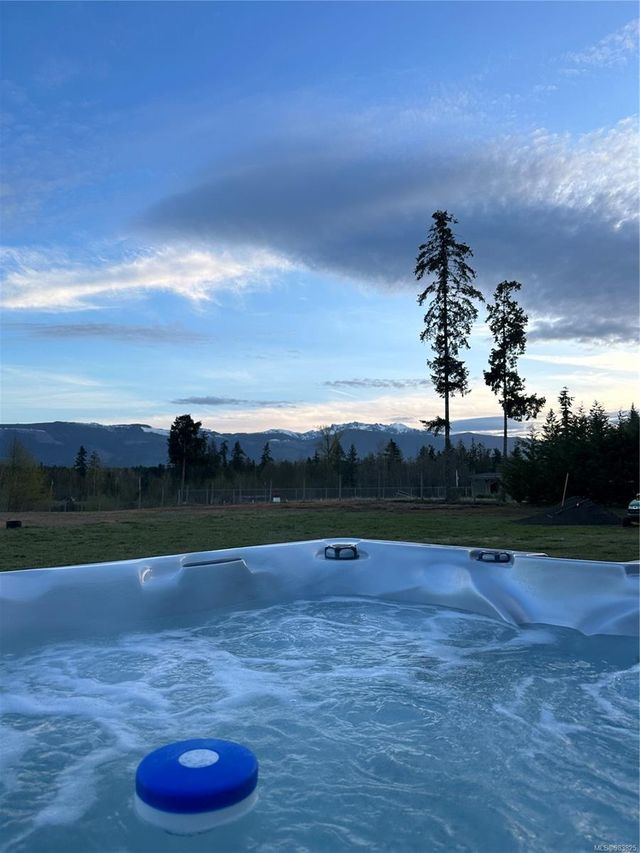 2070-sun-king-erringtoncoombshilliers-parksvillequalicum-25 at 2070 Sun King Road, Errington/Coombs/Hilliers, Parksville/Qualicum