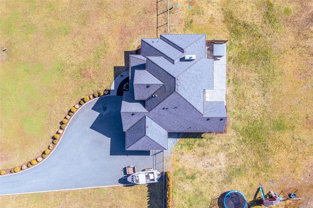 2070-sun-king-erringtoncoombshilliers-parksvillequalicum-38 at 2070 Sun King Road, Errington/Coombs/Hilliers, Parksville/Qualicum