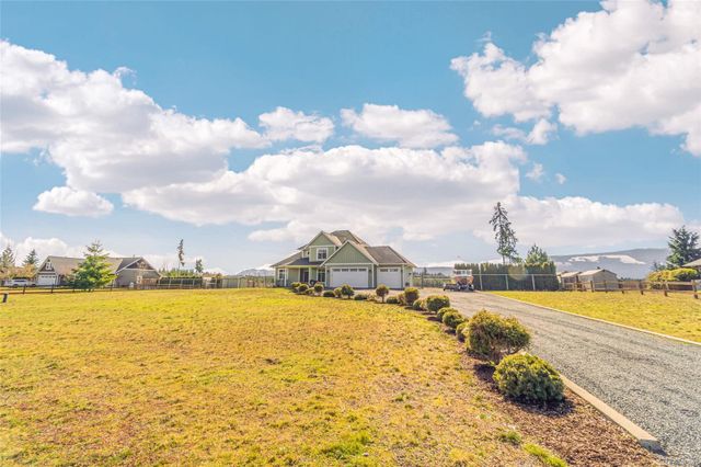 2070-sun-king-erringtoncoombshilliers-parksvillequalicum-45 at 2070 Sun King Road, Errington/Coombs/Hilliers, Parksville/Qualicum