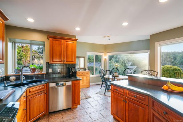 3380-redden-fairwinds-parksvillequalicum-21 at 3380 Redden Road, Fairwinds, Parksville/Qualicum